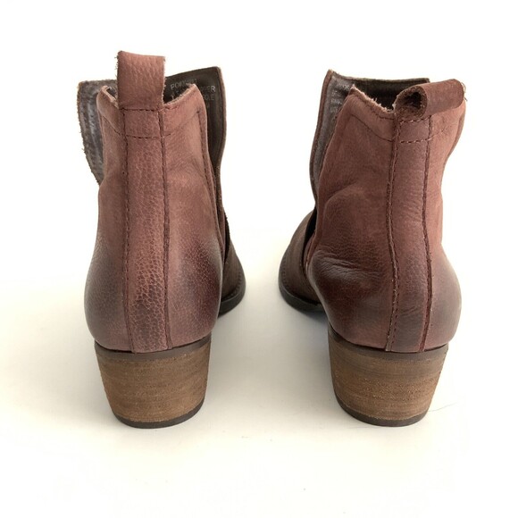 Journee Signature Dempsy Distressed Leather Bootie Burgundy Brown 8.5 - Picture 8 of 13